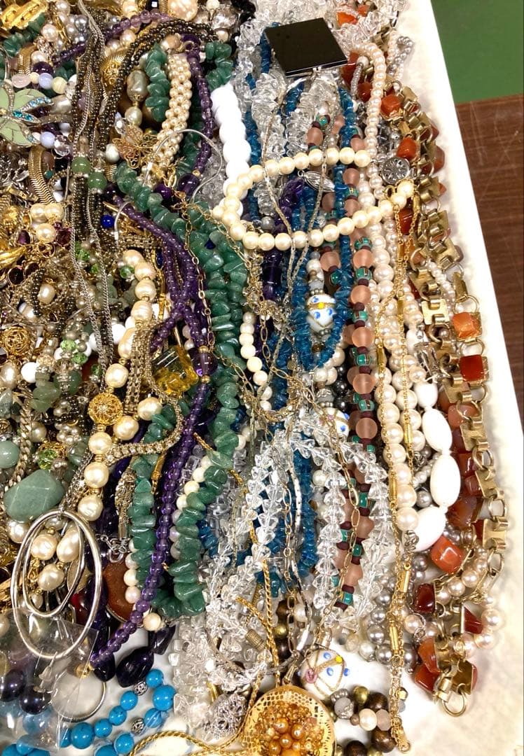 値下げ　アクセサリーまとめ売り【イミテーション】