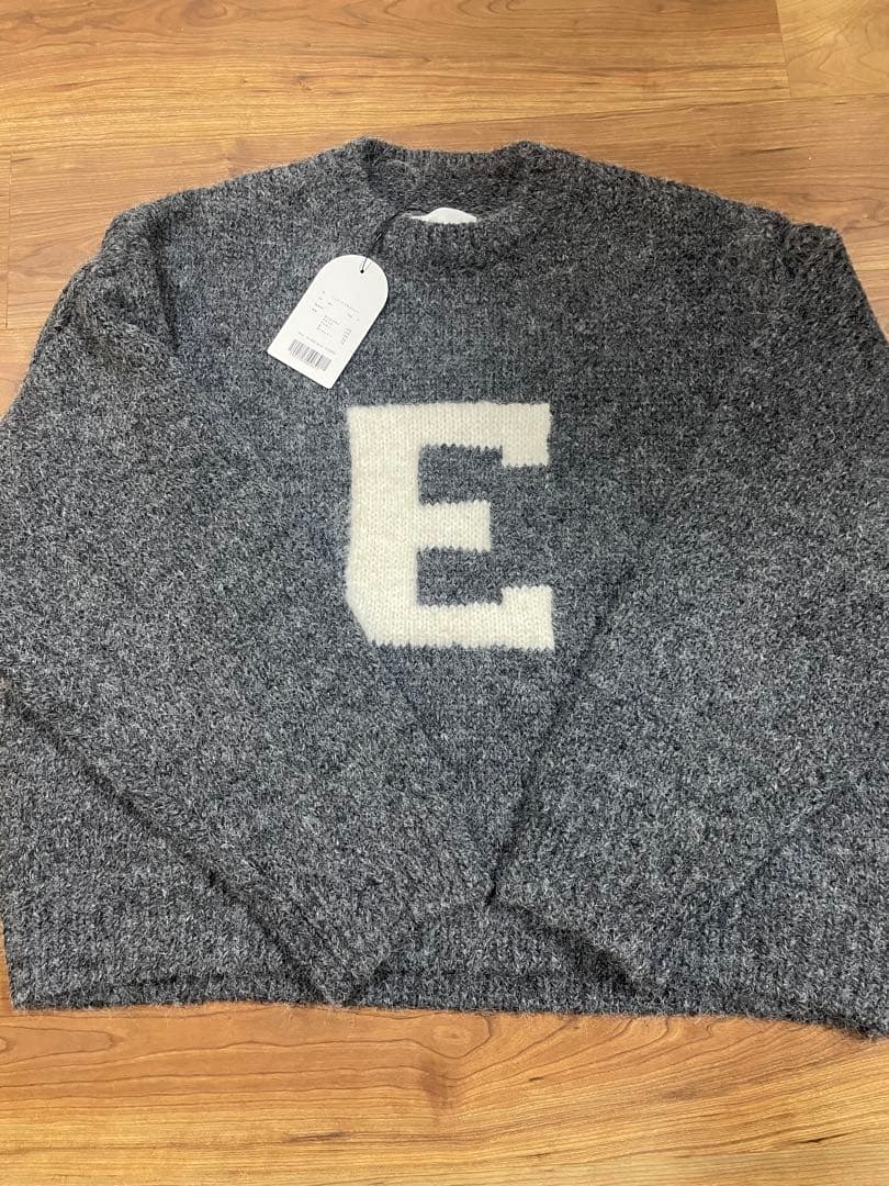 ELLIE ハンドメイドロゴニット【GRAY】