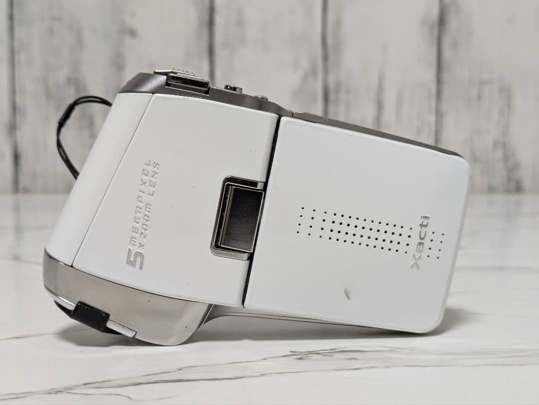 SANYO　Xacti　DMX-C5