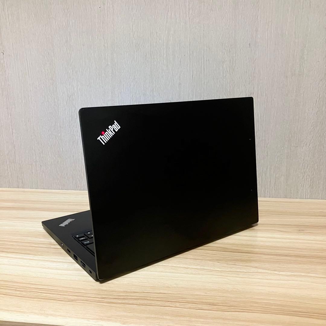 第11世代！Lenovo ThinkPad Windows11搭載　SSD256