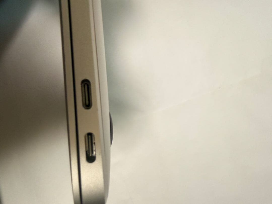 MacBook Air M1 2020 8GB 256GB 傷あり