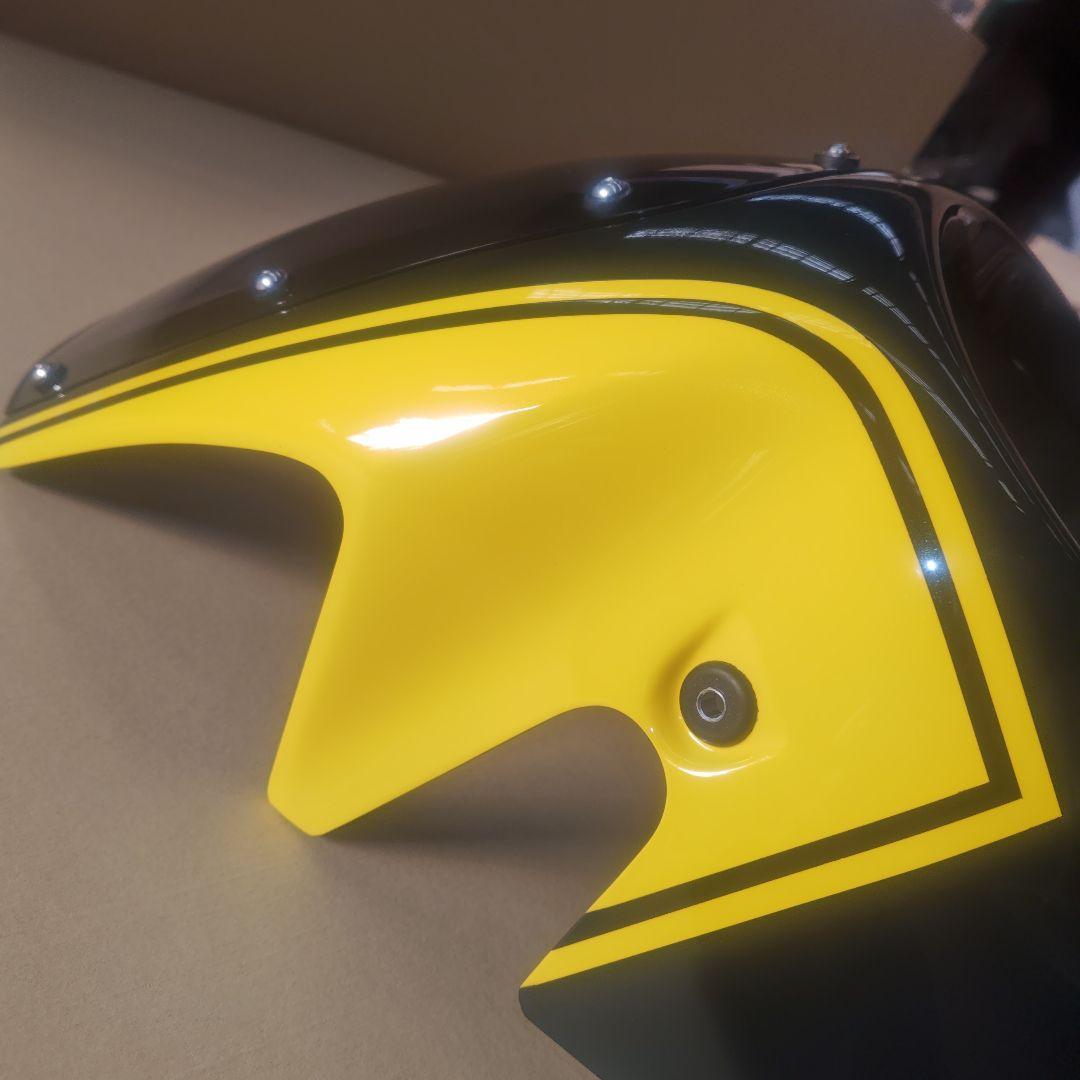Z900RS シックデザイン イエローボールED カウル