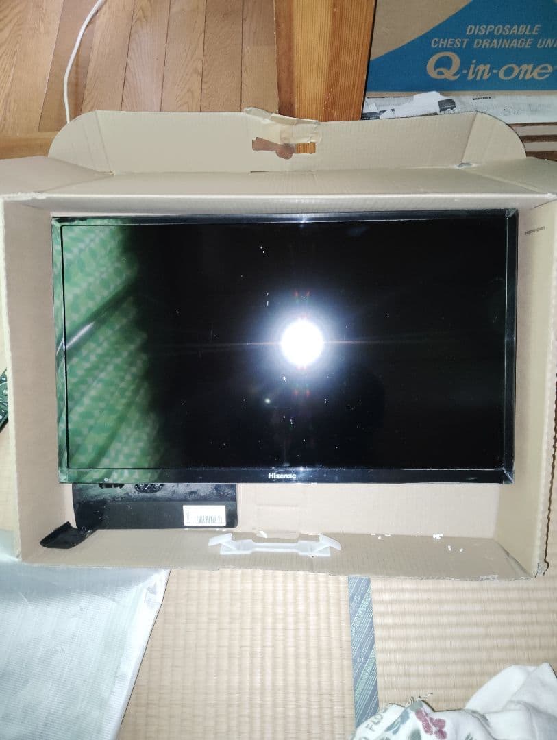 ハイビジョンLED液晶テレビHiSense24型