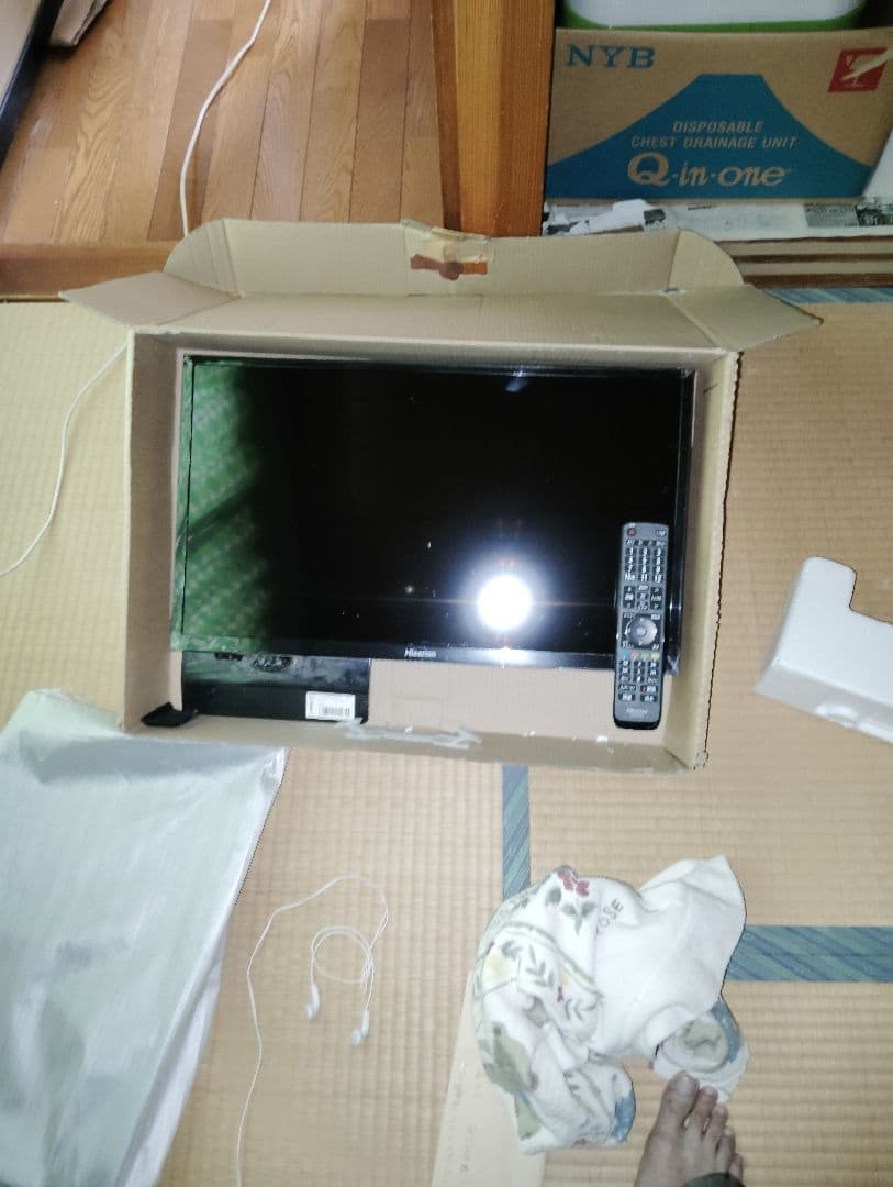 ハイビジョンLED液晶テレビHiSense24型