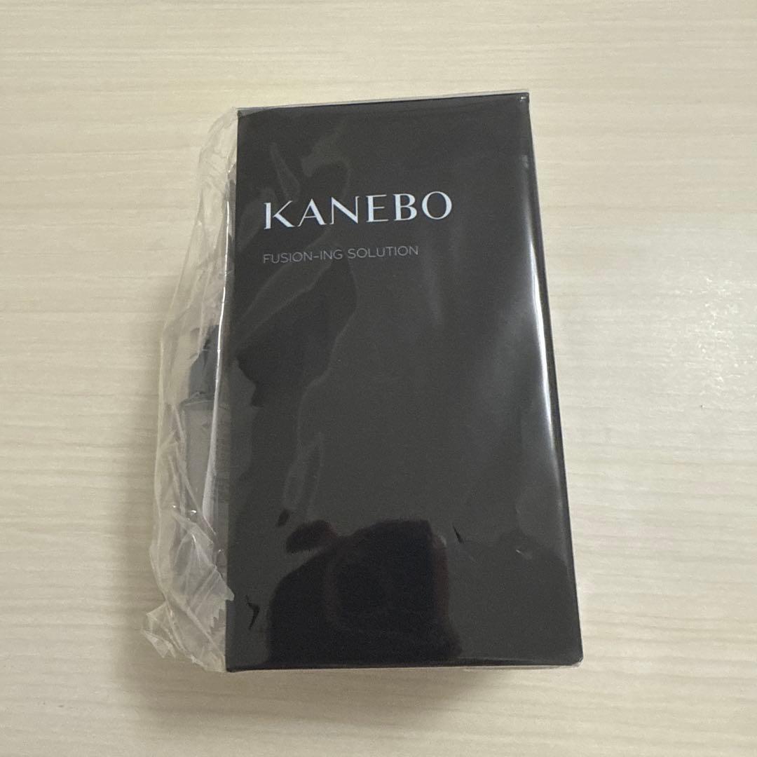 【新品】フュージョニングソリューション 60ml 美容液KANEBO