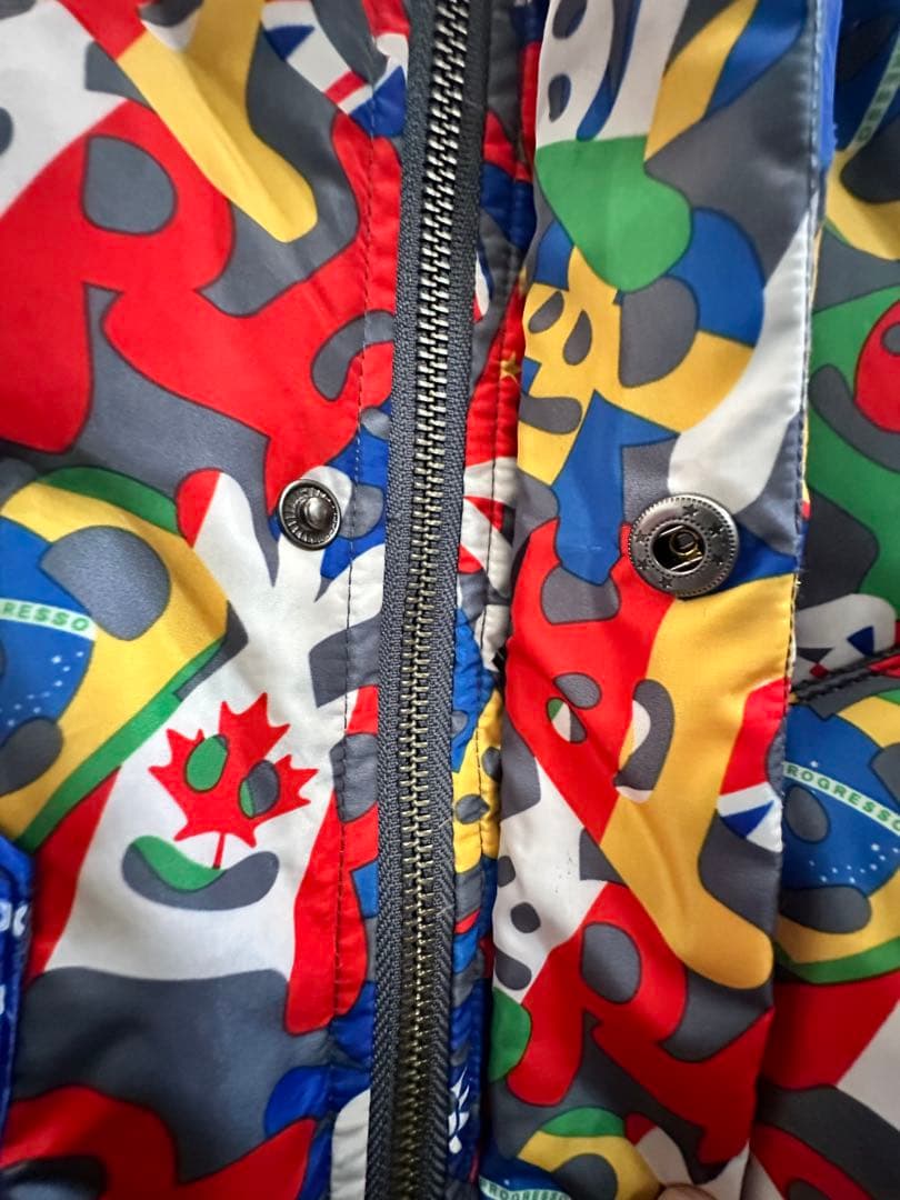 go slow caravan ダウンジャケット　アウター　4 国旗デザイン