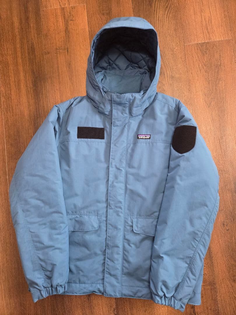 Patagonia フード付きナイロンジャケット