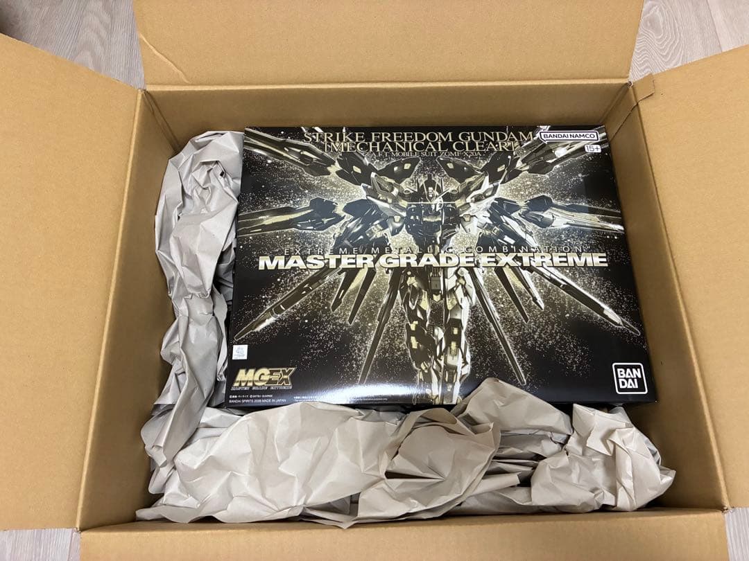 MGEX 1/100 ストライクフリーダムガンダム [メカニカルクリア]