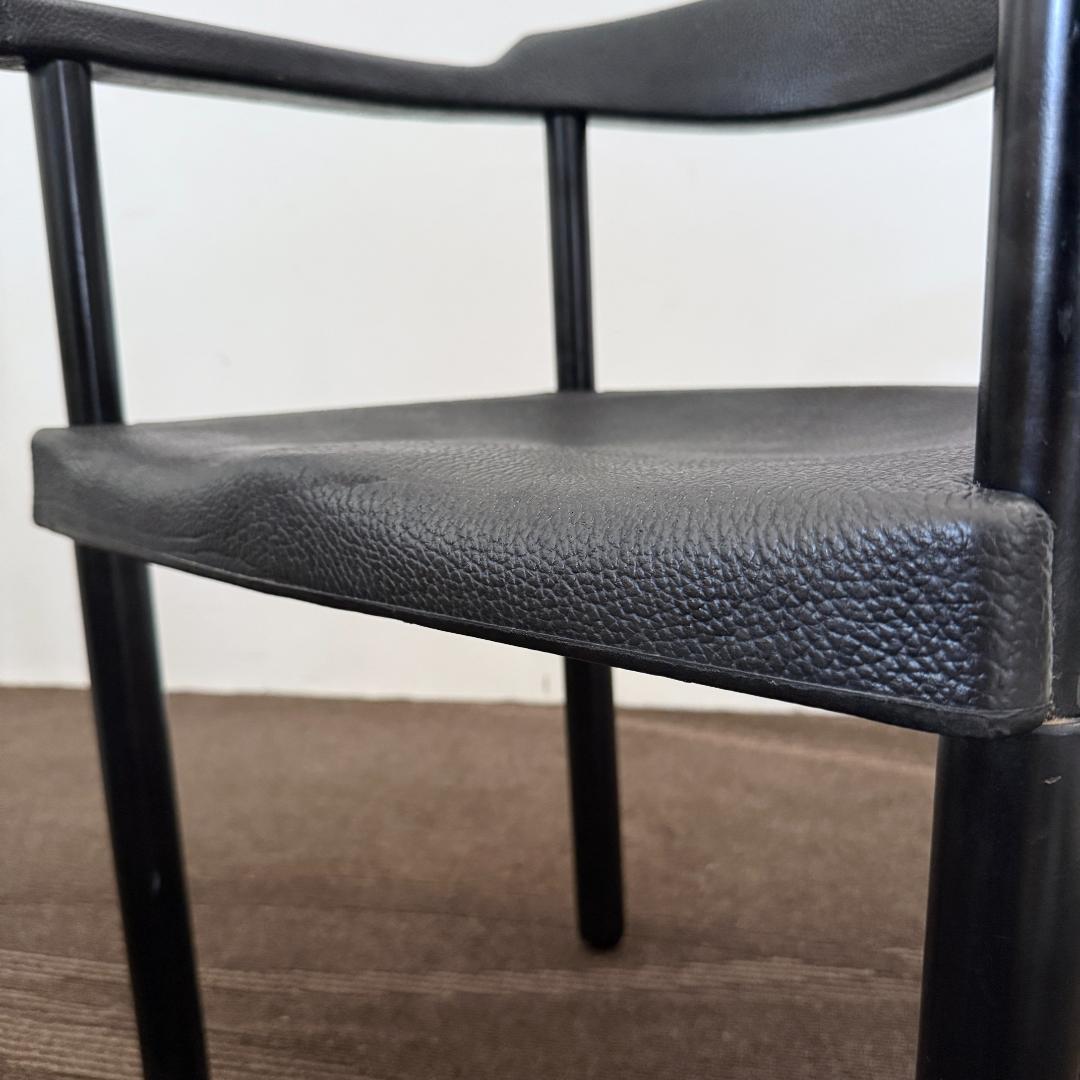 カッシーナ　インターデコール　ストラスルコレクション　レオナルド　アームチェア