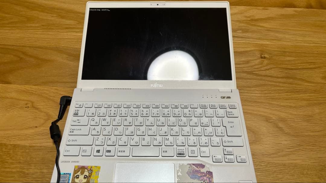 富士通 ノートPC ホワイト LIFEBOOK UH90/B3