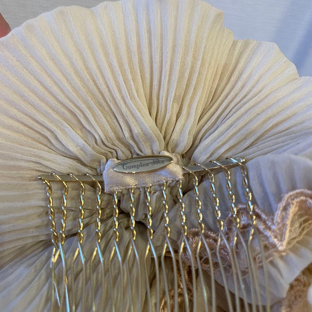 【大幅値下げ】コンプレックスビズ　クラシッククチュール　イージーコーム　ベージュ