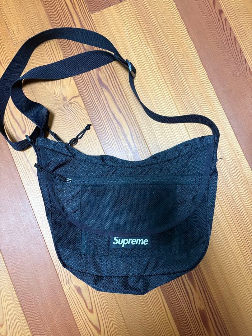 美品 22ss シュプリーム　メッセンジャーバッグ