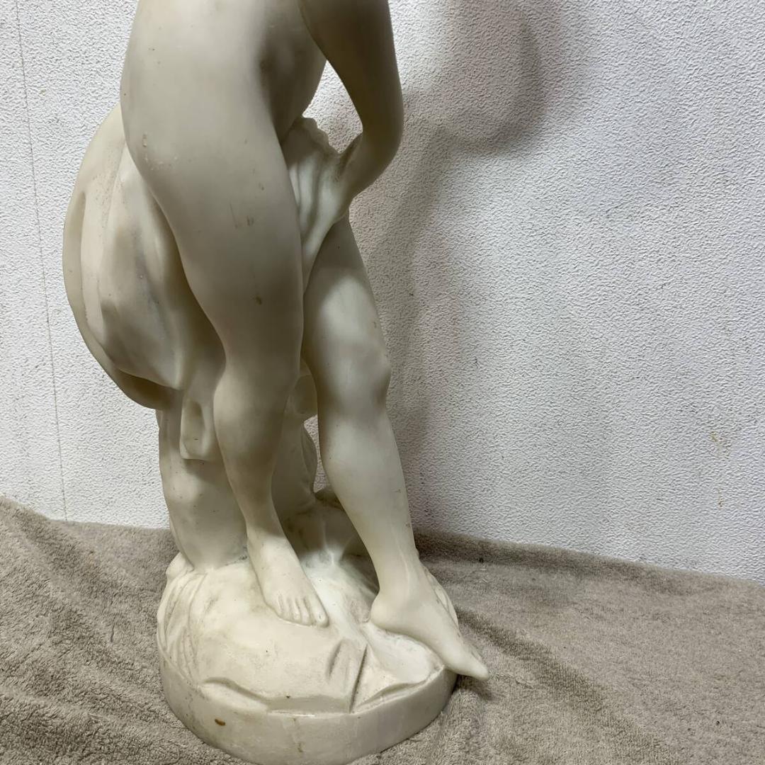 大理石調 　彫刻　水浴する女　ルーブル美術館　　ヴィーナス像 　ＸＺ3943