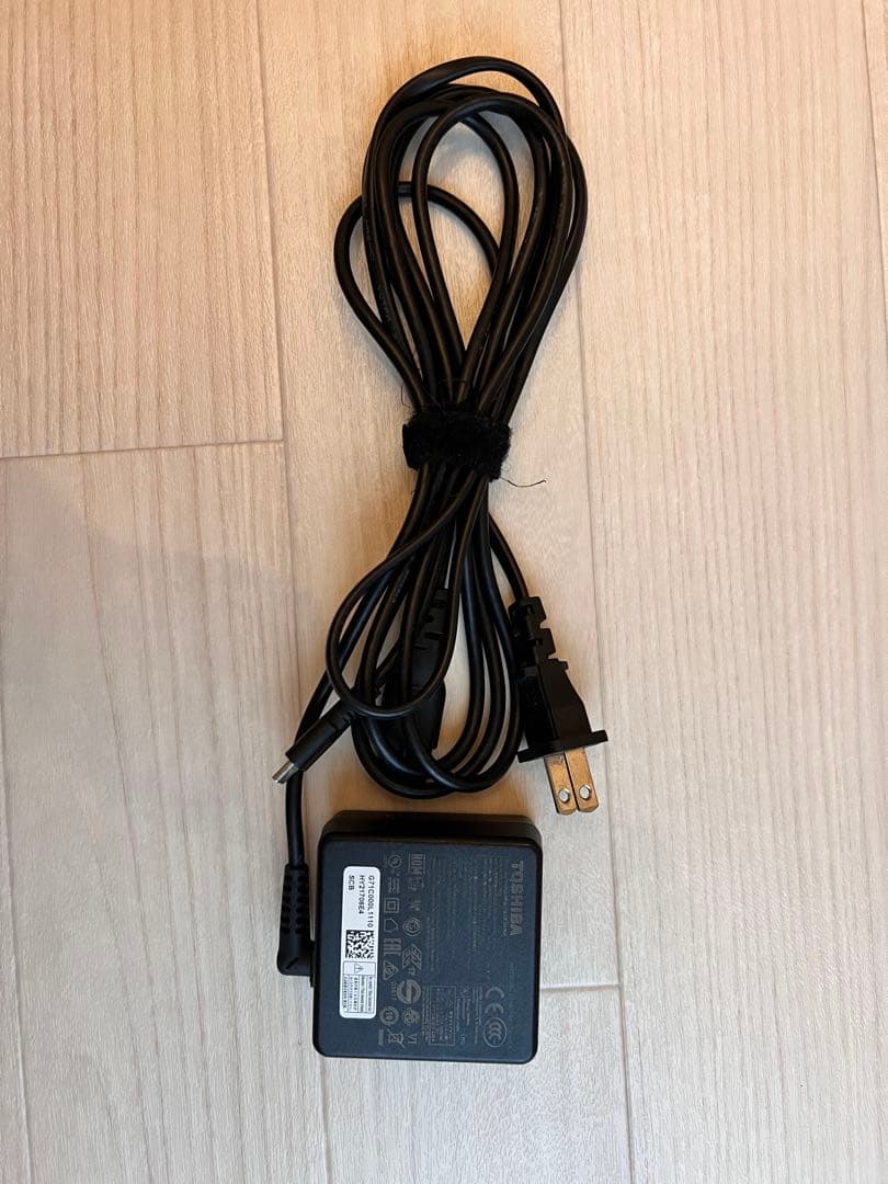 Dynabook ノートパソコン　V72/FMEPV72FMA-NNGAH