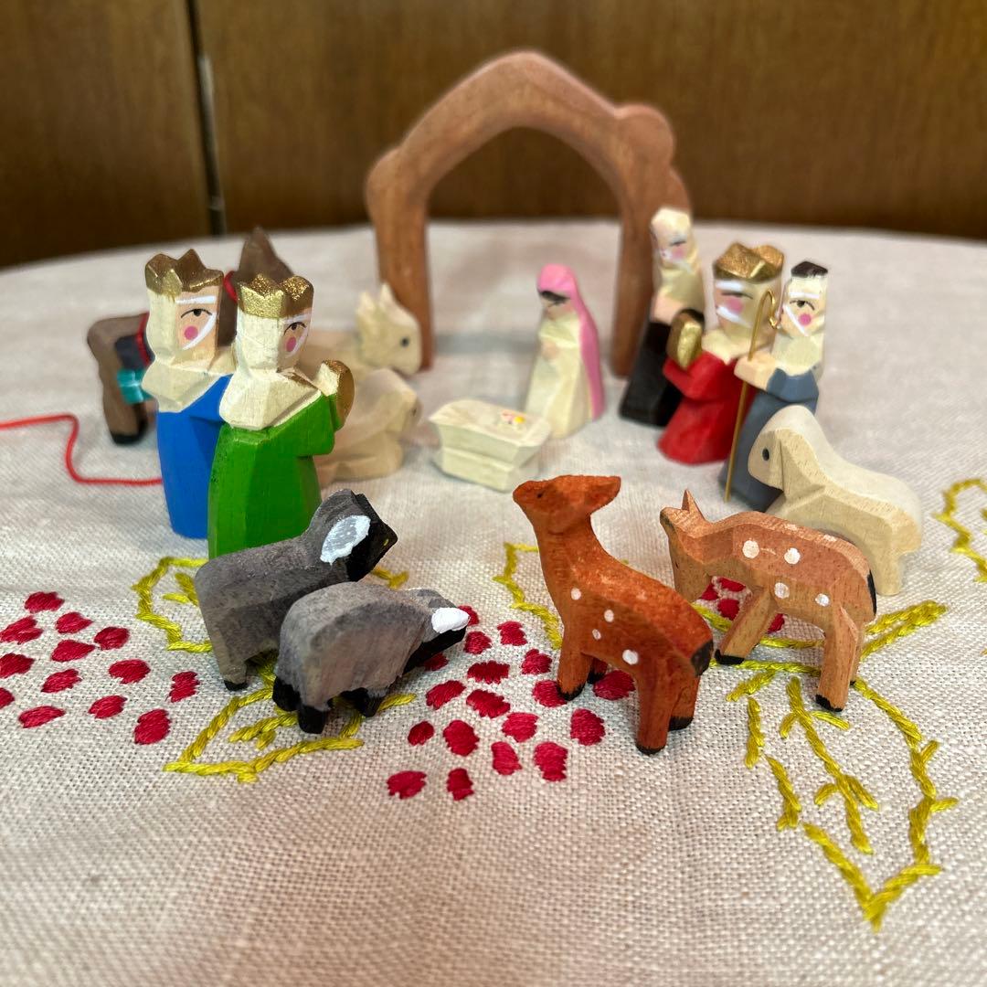 貴重ヴィンテージ未使用クリッペ木製ミニクリスマスキリスト降誕セット16個モミの木