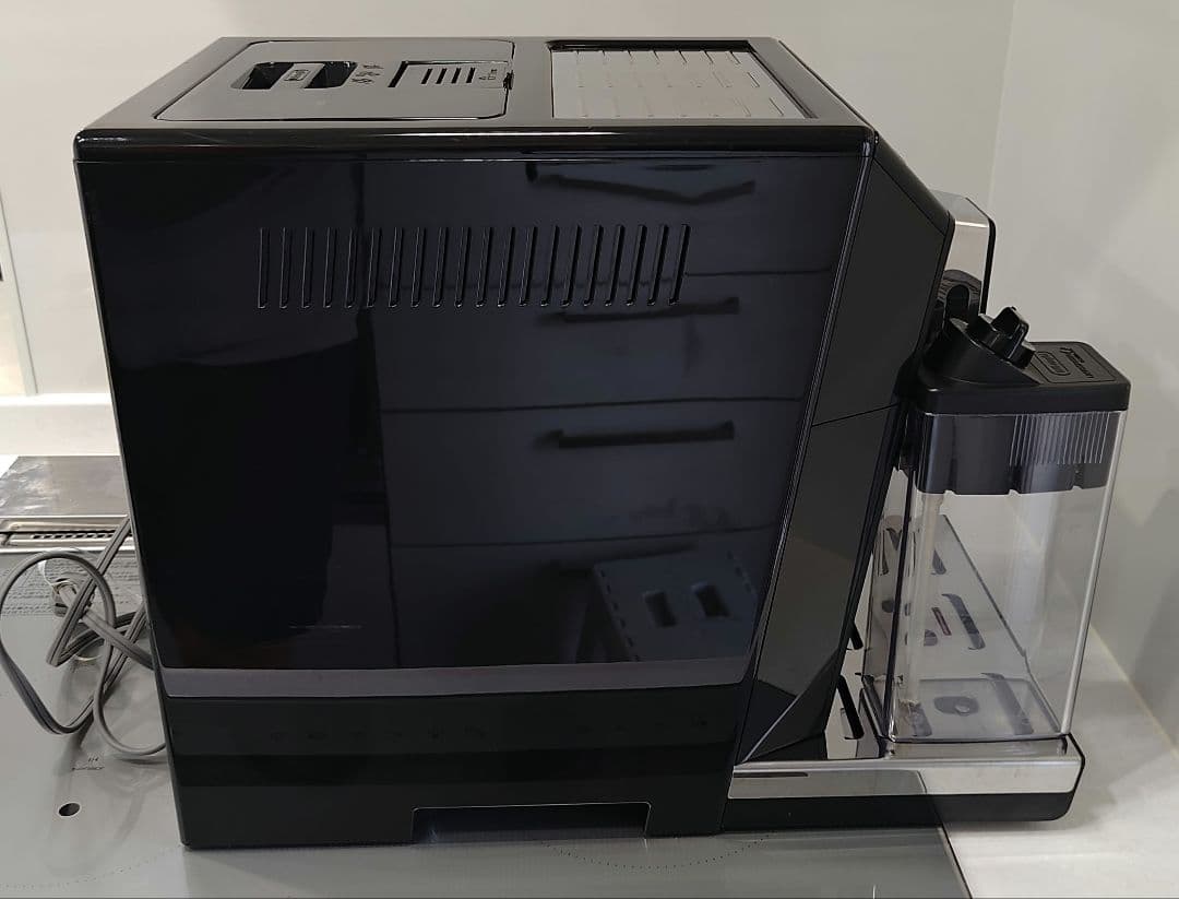 ECAM44660BH デロンギエレッタカプチーノ