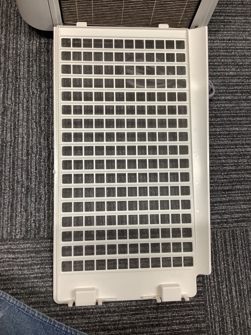 2021年製 加湿空気清浄機 シャープ KC-P50-W