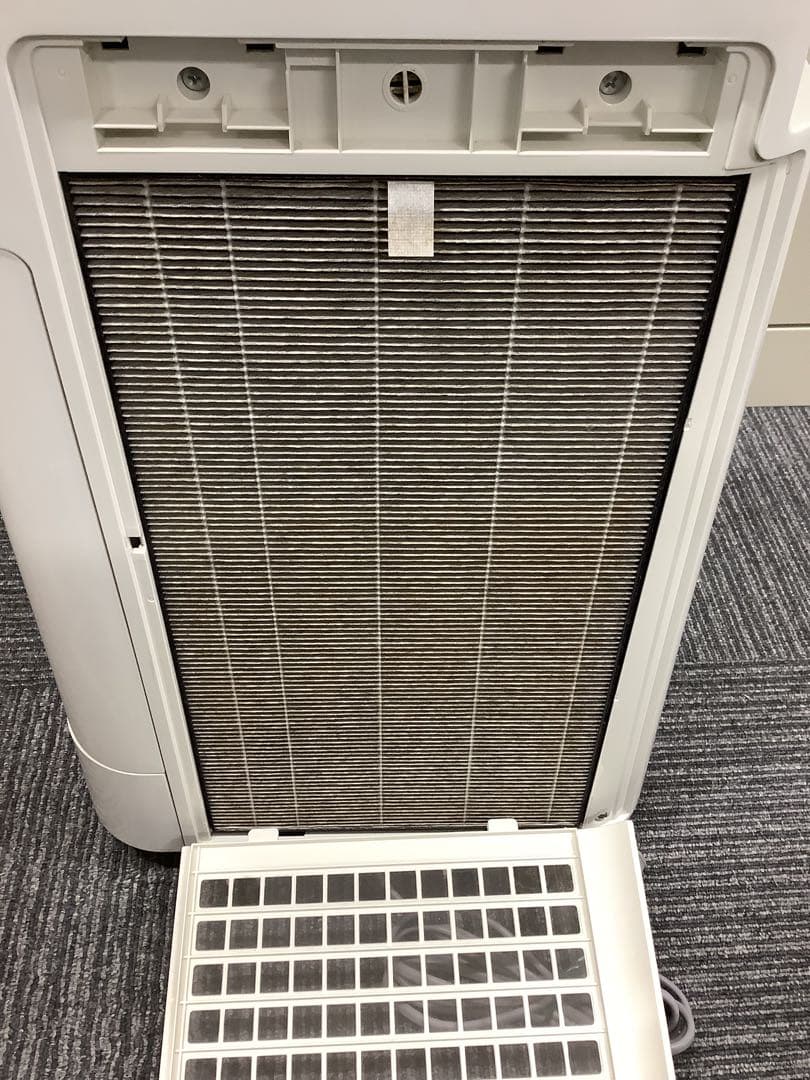 2021年製 加湿空気清浄機 シャープ KC-P50-W