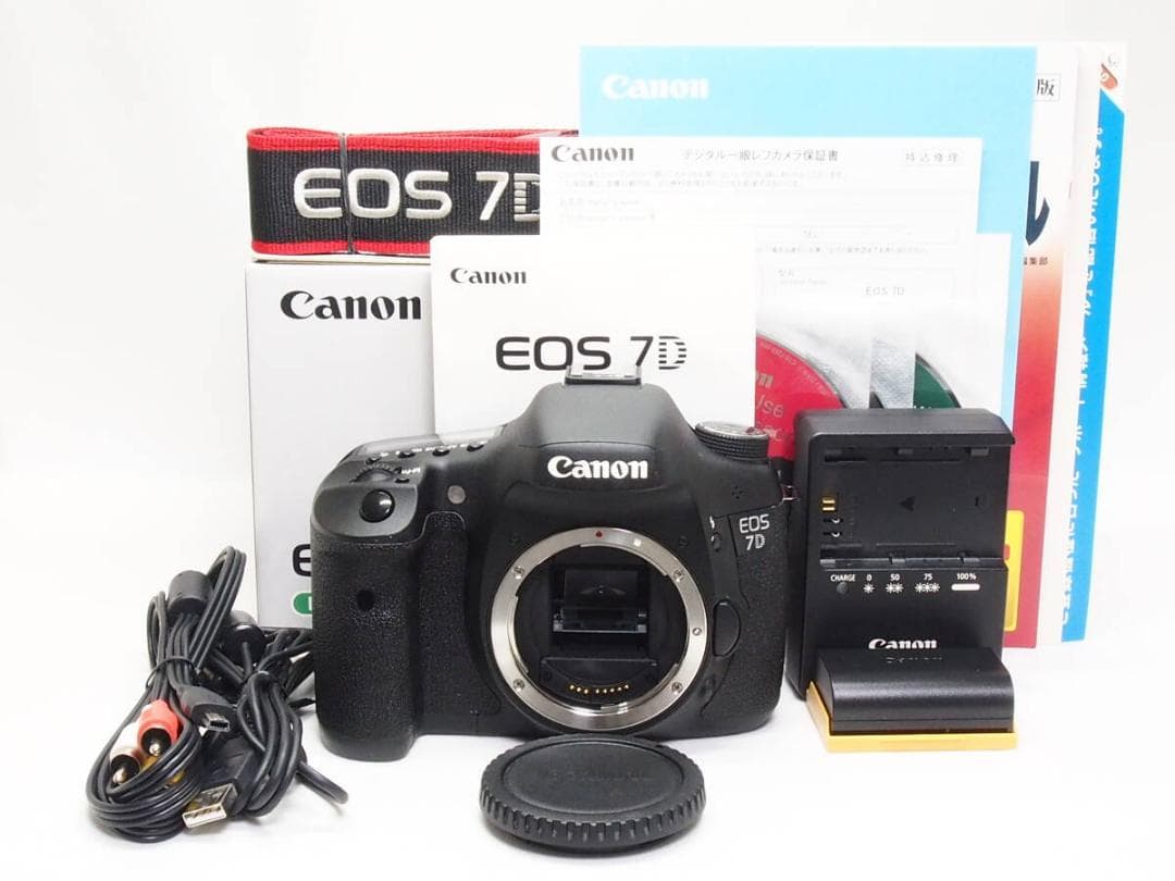 ■美品■ Canon EOS 7D ボディ 《スレ極少 動作光学良好 付属品充実
