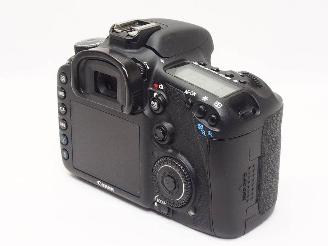 ■美品■ Canon EOS 7D ボディ 《スレ極少 動作光学良好 付属品充実