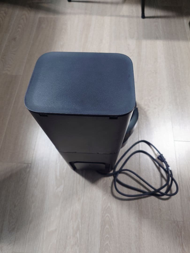 【美品・送料込】ルンバ i3+ クリーンベース付 iRobot ロボット掃除機