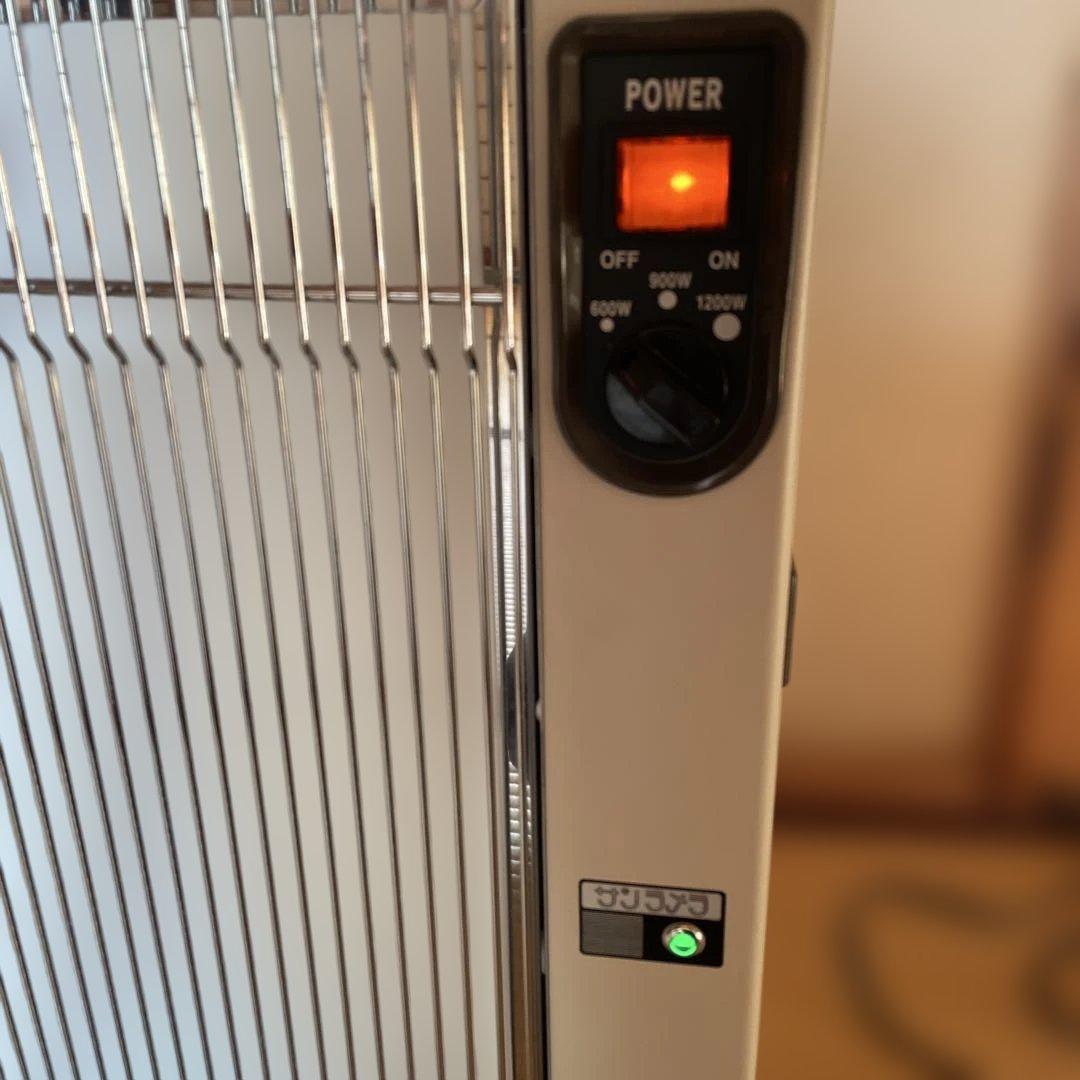 サンラメラ　スタンド型電気ヒーター 1200W 美品