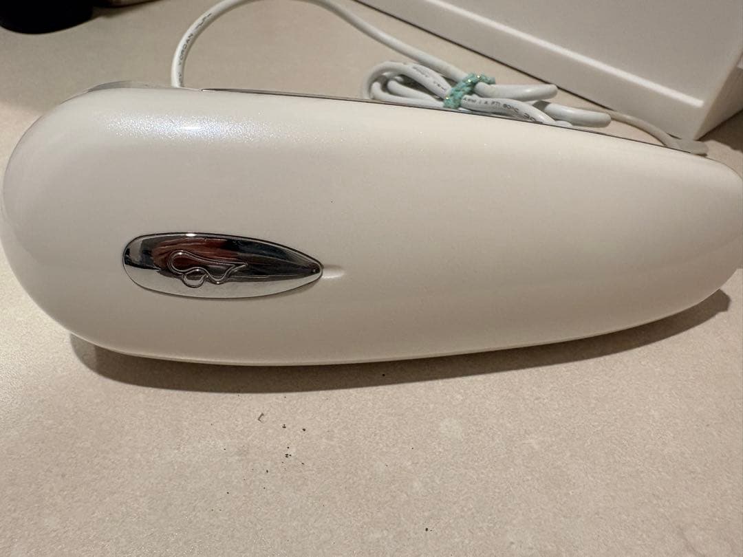 セルキュア4tプラス　美顔器　5段階調整