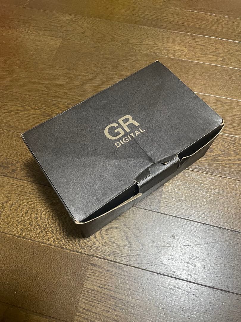 美品！RICOH GR DIGITAL III コンパクトデジタルカメラ