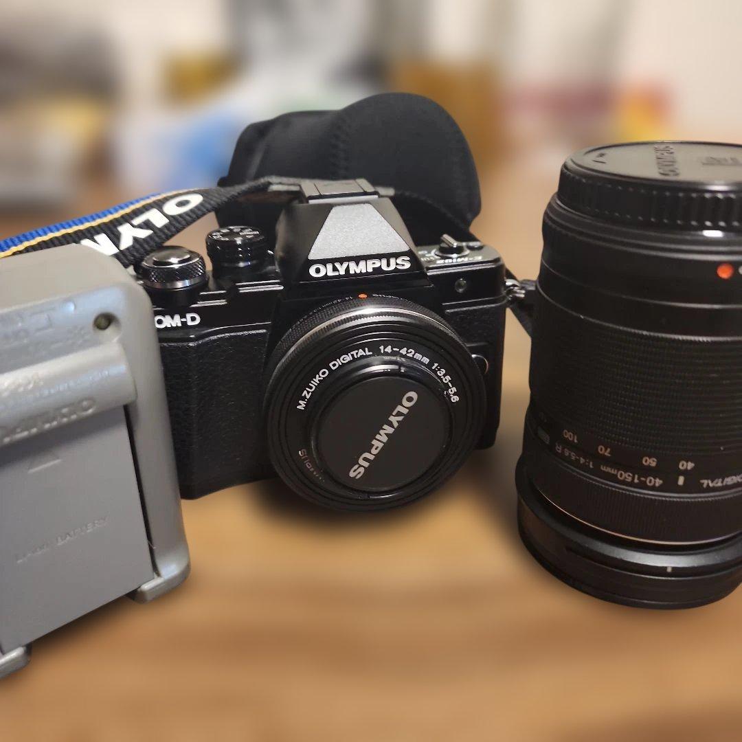 OLYMPUSOM- MARK II 14-42mm&40-150mm レンズ
