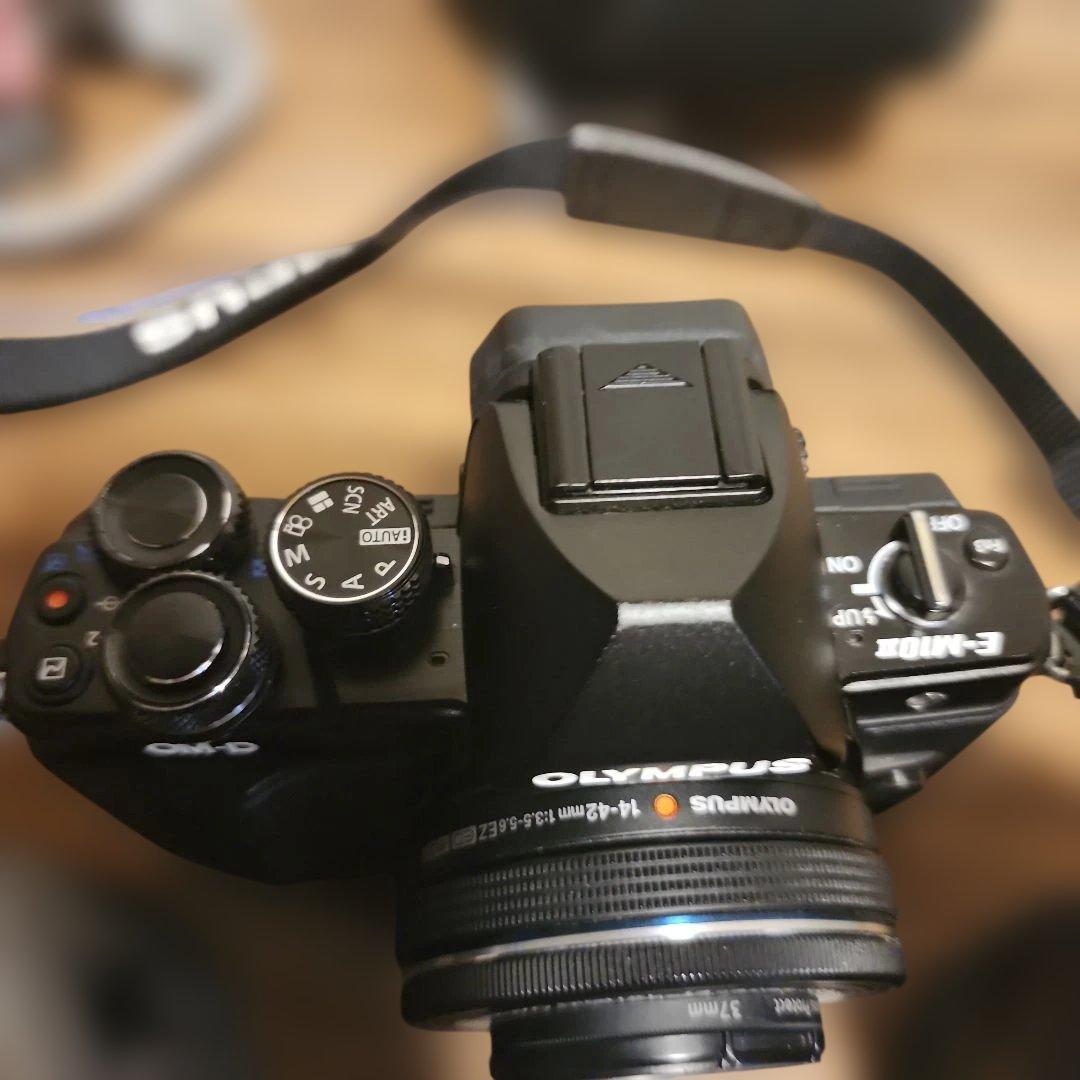 OLYMPUSOM- MARK II 14-42mm&40-150mm レンズ