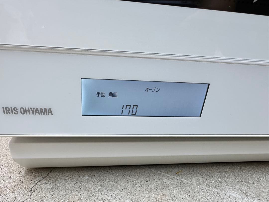 アイリスオーヤマ　スチームオーブンレンジ　MO-F1808-CW