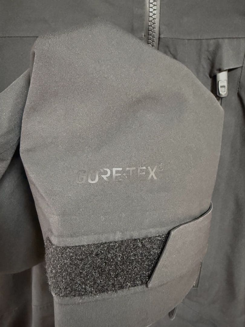 Burton [ak] スウォッシュ ジャケットM BLACK swash