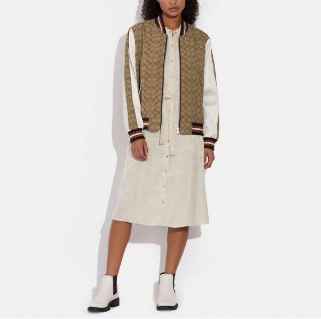 新品　未使用　COACH コーチ　シグネチャー スーベニア ジャケット