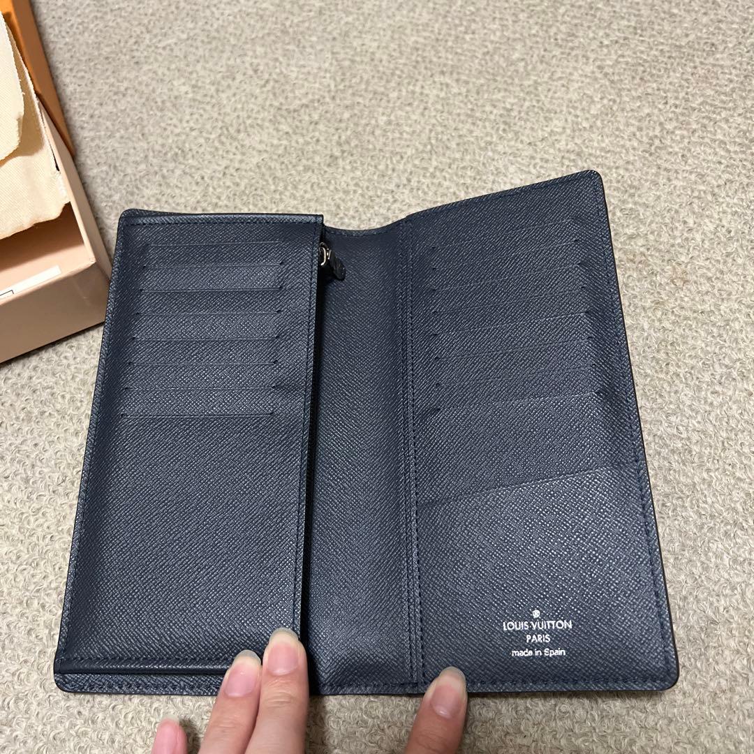 Louis Vuitton エピ　ポルトフォイユ・ブラザ