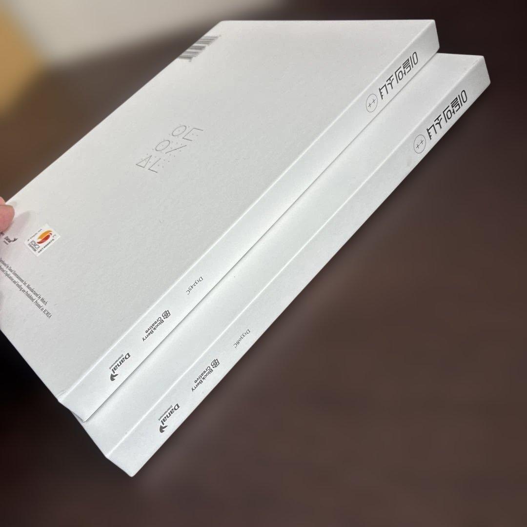 LOONA First Mini Album ++ 2ヴァージョン　今月の少女