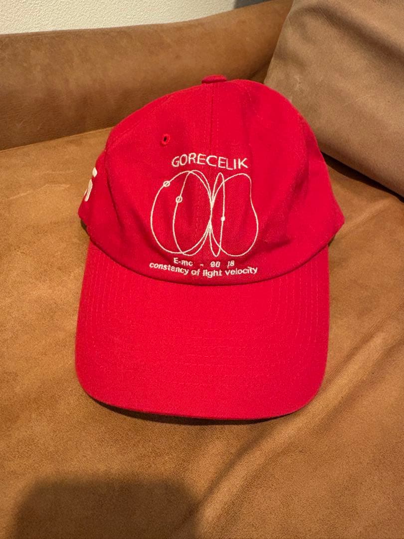 GADID ANONIEM キャップ赤