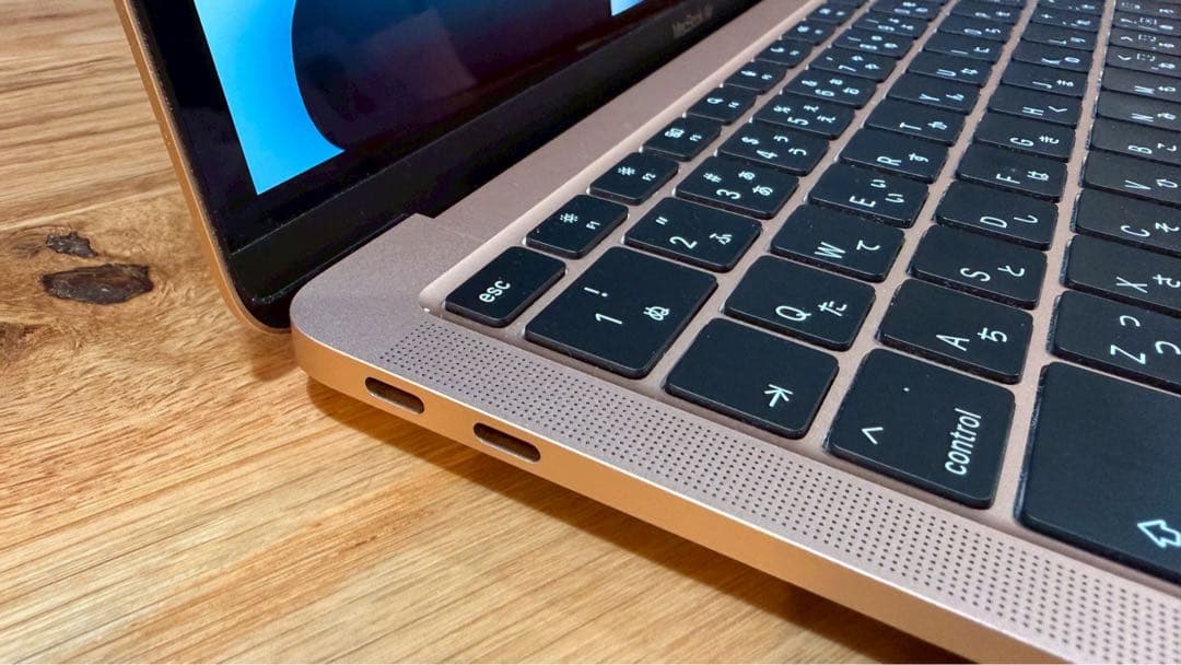 お値下げ！MacBook Air M1チップ搭載モデル（2020年）ゴールド