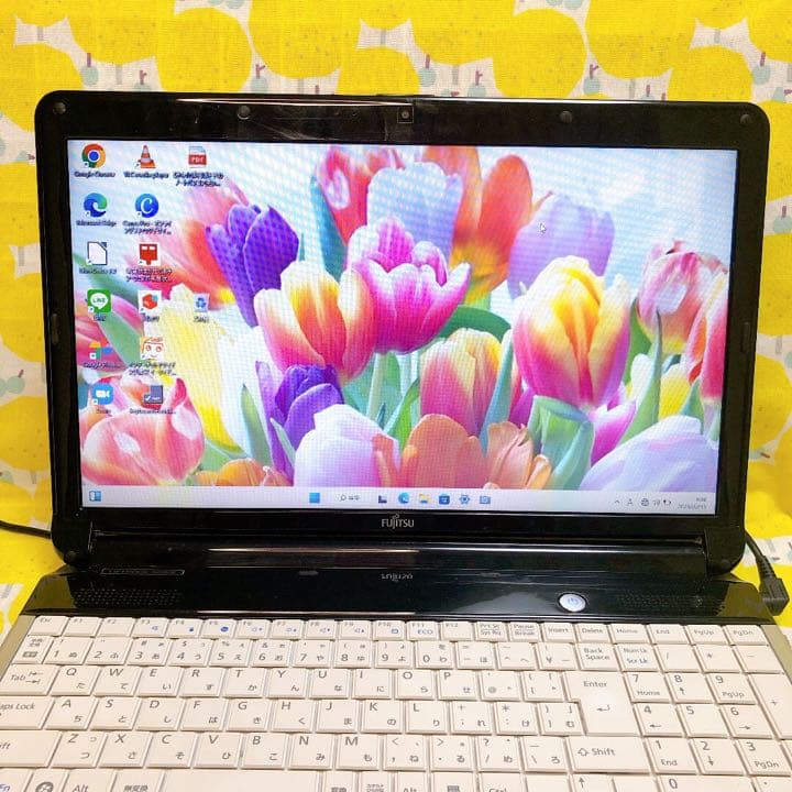 *59❤️進学や就職の準備に✨カンタンすぐ使える♫オシャレなノートパソコン