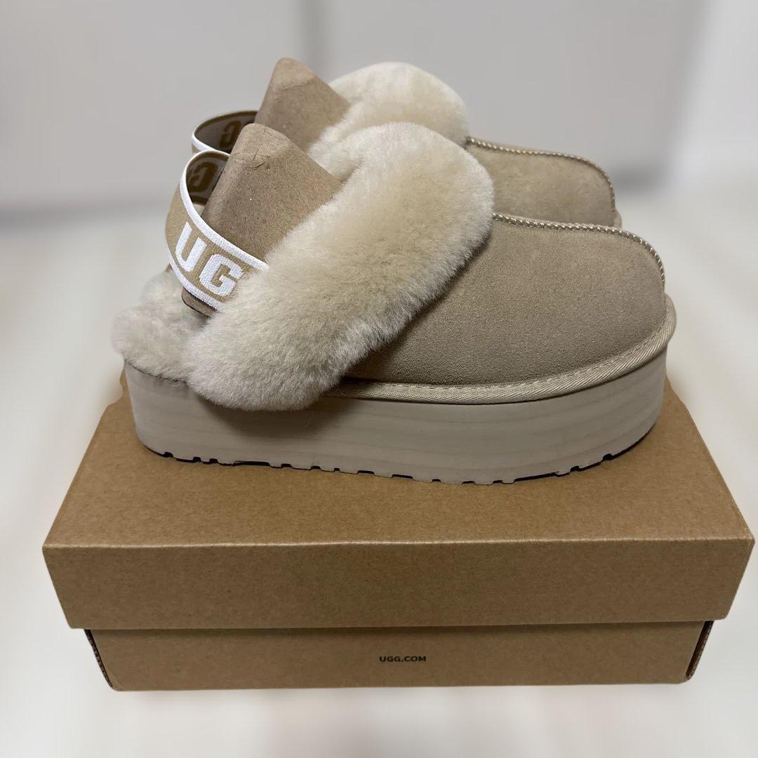 M1caliN 様 UGG ベージュ ファー付きスリッポン 7サイズ
