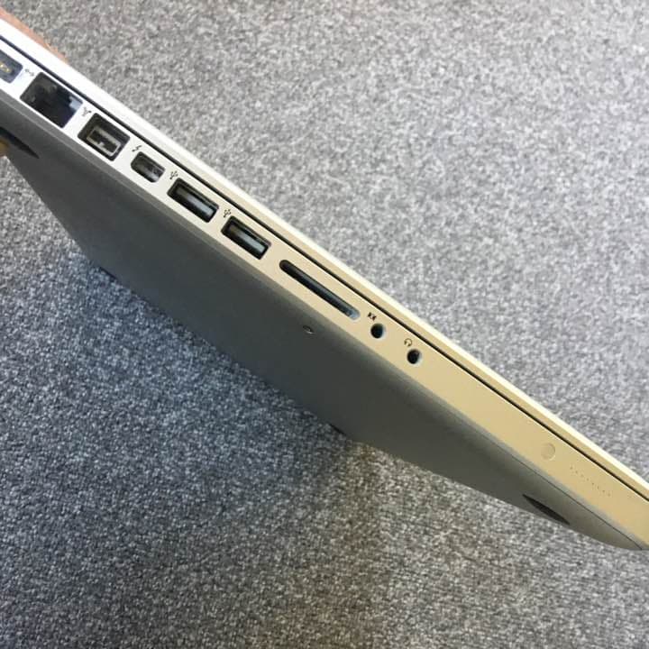 2011年MacBook Pro MC721