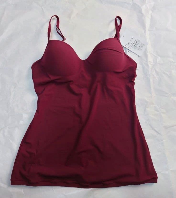 新品タグ付き ブラキャミ 34A 75A ＡＬＬＵＲＥ カップ付きインナー