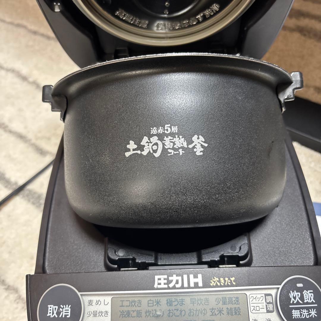 ☆TIGER ☆圧力IH炊飯器☆2022年製☆5.5合☆美品☆ブラック☆