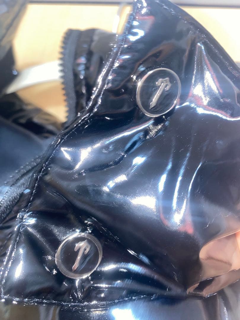 TRAPSTAR 光沢ブラック ダウンジャケット トラップスター