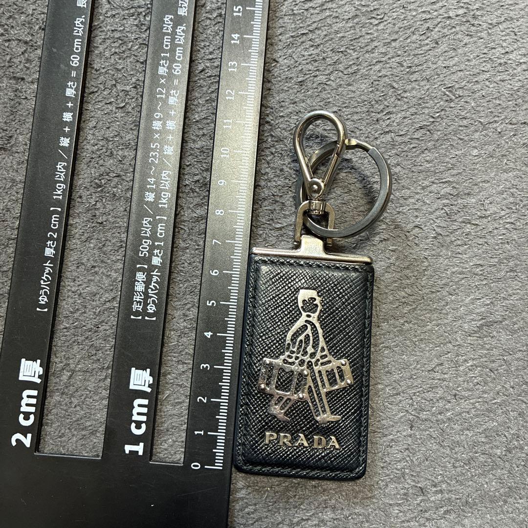 プラダ　キーホルダー　ストラップ　キーリング　0709