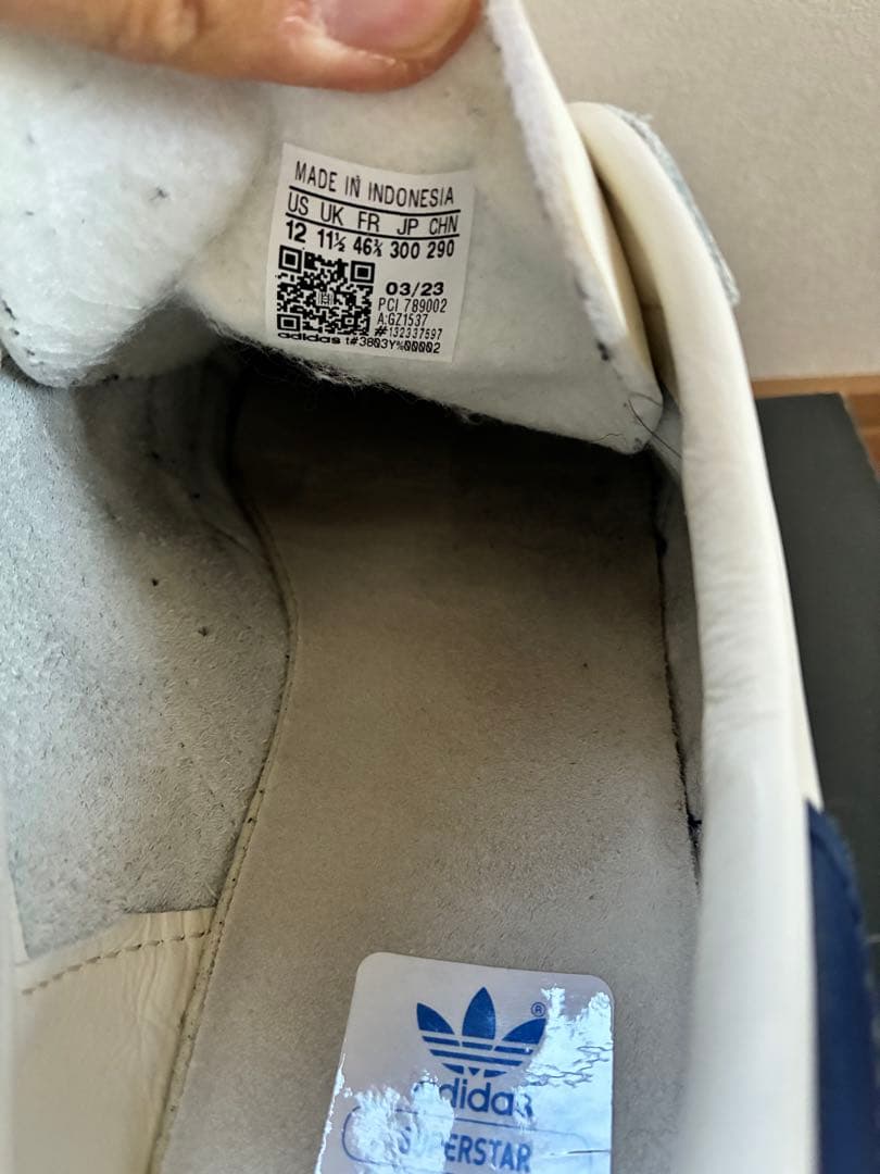 靴 adidas SUPERSTAR 82