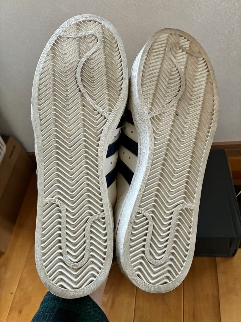 靴 adidas SUPERSTAR 82