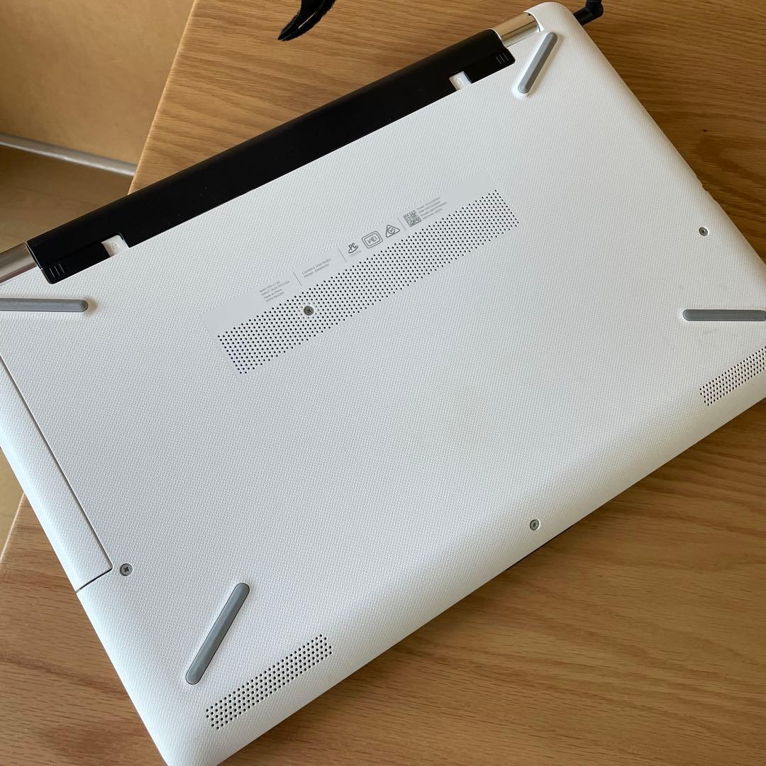 hp laptop 15-bw0xx ノートパソコン　Windows10