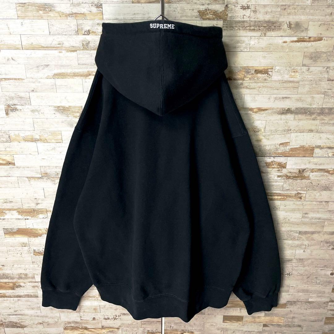 3221U【プレミアサイズ・ＸＸＬ】シュプリーム☆Sロゴ刺繍 パーカー ブラック