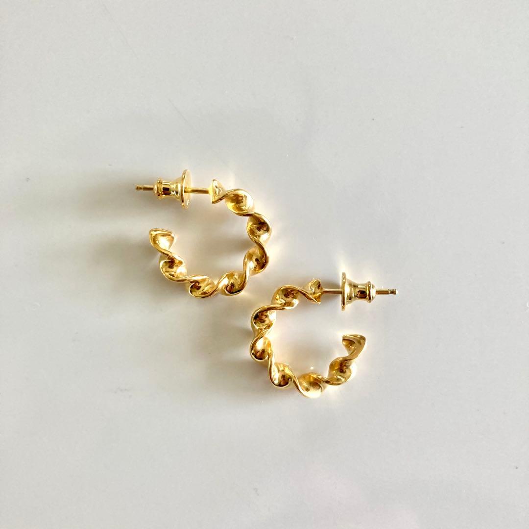 両耳　ゴールド　18金　ピアス　18mm クロムハーツ　BWL