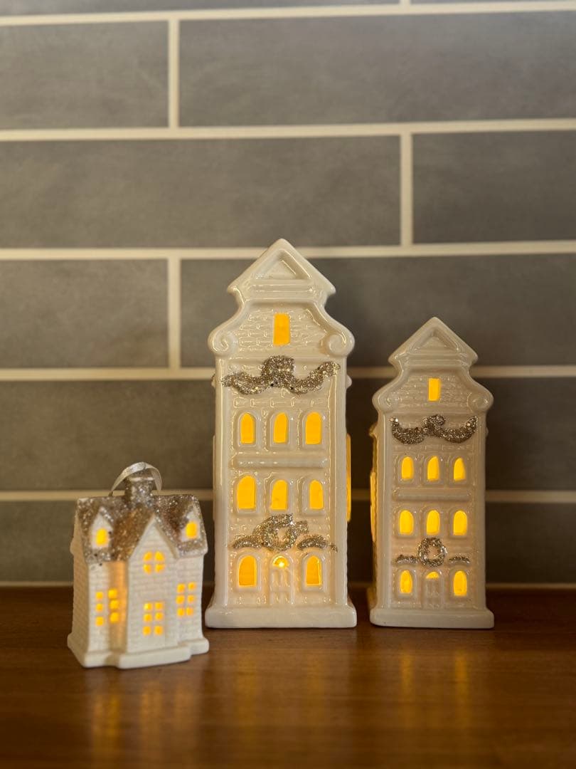 ZARA グリッタールーフハウスセラミックオーナメント　3点セット